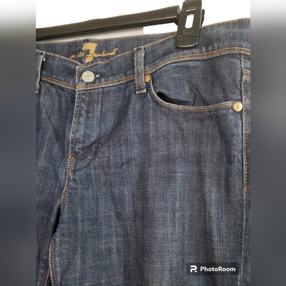 7 For All Mankind Crop/Capri Mia Jeans Size 30 EUC Dark Wash Jeans - Picture 3 of 9